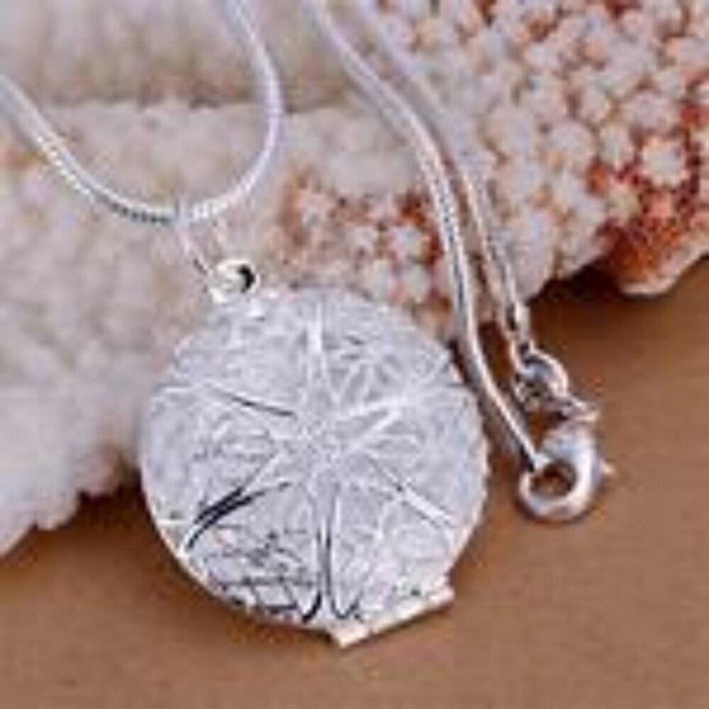 925 Silver Jewelry Hollow Mesh Flower locket necklace​​